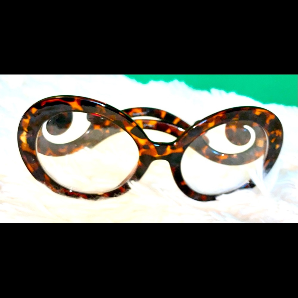 Fashion with a Twist